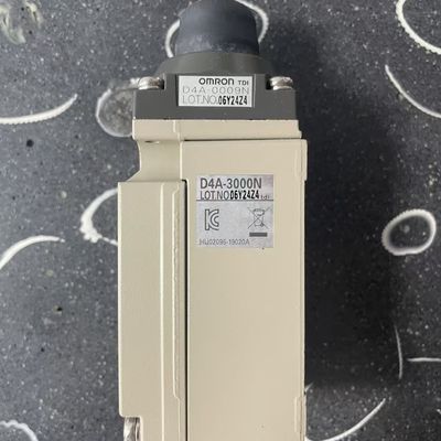 Mua Omron D4A-3109N - Công tắc giới hạn đa năng Công tắc cửa an toàn với Tiêu chuẩn an toàn IEC 60947-5-1 và 2 Độ bền điện môi online manufacture